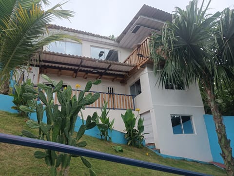 Oasis Blue Farm Stay in Atlantico