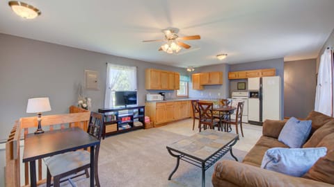 Kitchen or kitchenette, Living room, Dining area