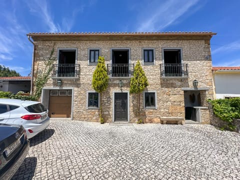 Casalinho do Outeiro House in Fátima