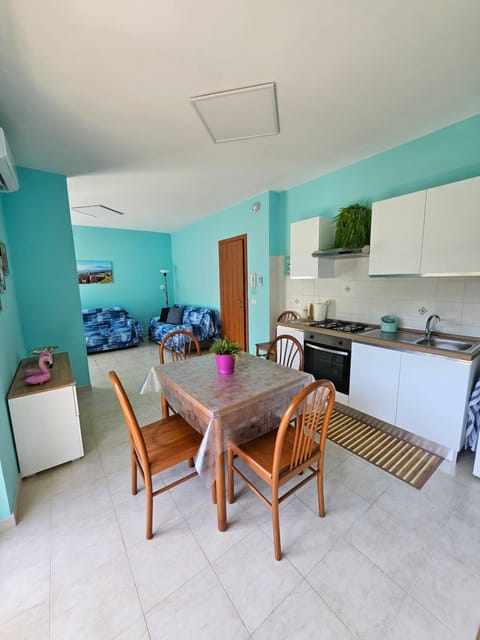 Kitchen or kitchenette, Living room, Dining area