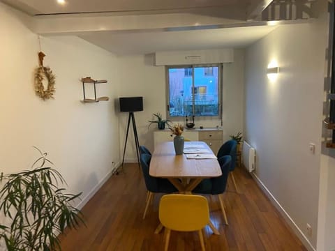 Superbe appartement en duplex lumineux à Gradignan Apartamento in Gradignan