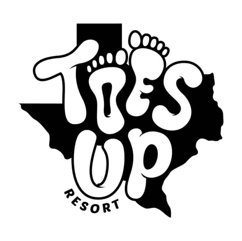 Toes Up Resort Bed and Breakfast in New Braunfels