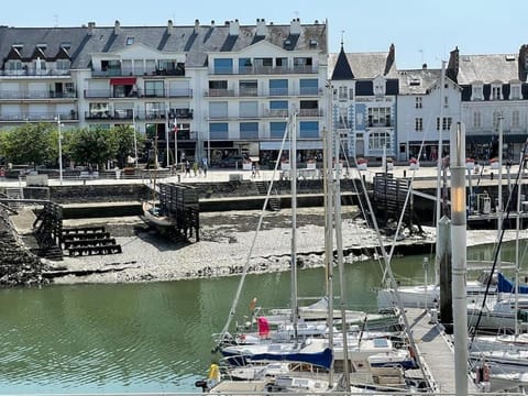 Bel appartement spacieux et lumineux sur le port Apartment in Le Pouliguen