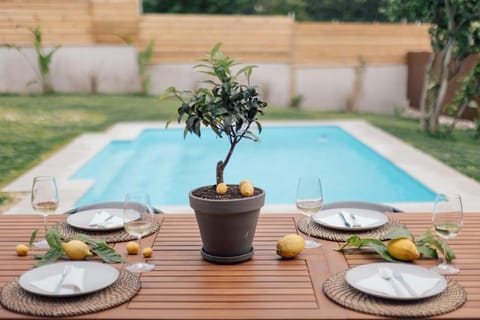 Garden, Garden view, Pool view, Swimming pool