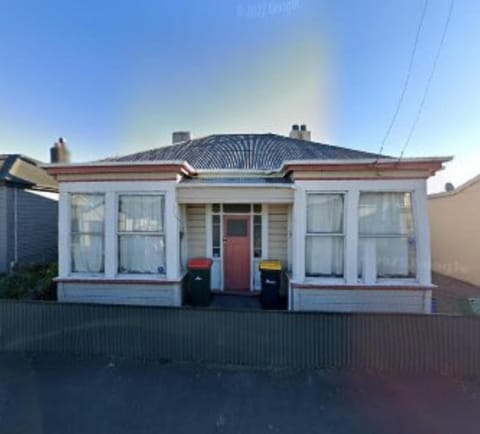 Low Cost Accommodation Vacation rental in Dunedin