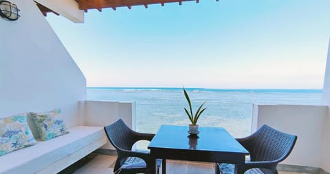 Balcony/Terrace, Seating area, Sea view