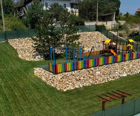 Day, Children play ground, Garden, Garden view, Sports