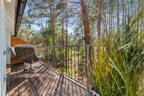 Spring, Day, View (from property/room), Balcony/Terrace