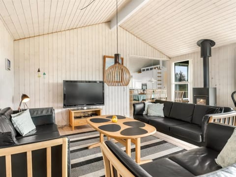 Holiday Home Juris - all inclusive - 950m from the sea by Interhome House in Løkken