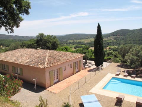 Holiday Home Mas des Chênes by Interhome House in Grimaud