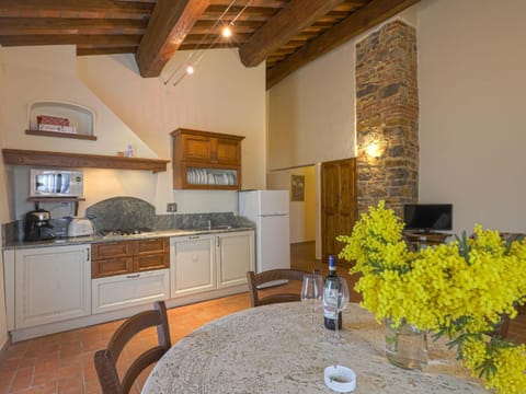 Apartment Leonardo by Interhome Apartment in Castellina in Chianti