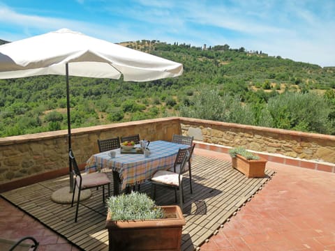 Holiday Home La Collina Fiorita by Interhome House in Umbria