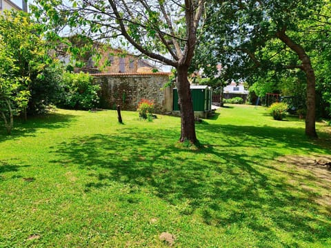 Off site, Day, Natural landscape, Garden view