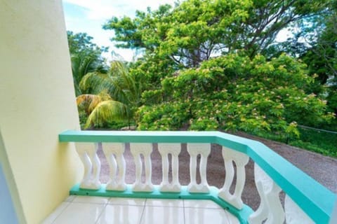 Balcony/Terrace, Garden view