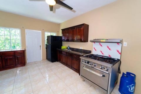 Kitchen or kitchenette, oven, stove