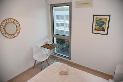 Cosy Appartement, 2 chambres, Balcon, wifi, double garage, Montpellier Apartamento in Castelnau-le-Lez