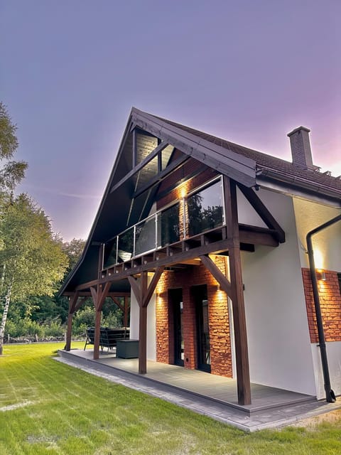 Property building, Garden, Garden view