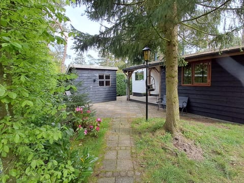 Property building, Day, Garden, Garden view