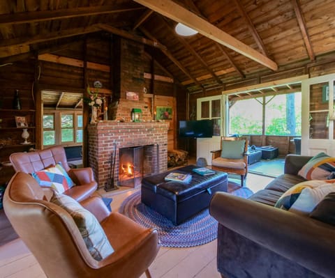 Living room, Lake view, fireplace