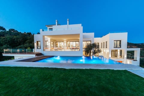 Modern Villa with Amazing Sea View House in Marbella