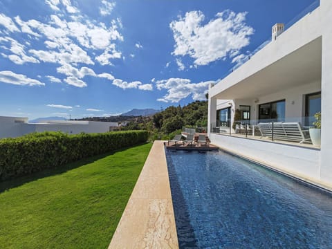 Modern Villa with Amazing Sea View House in Marbella