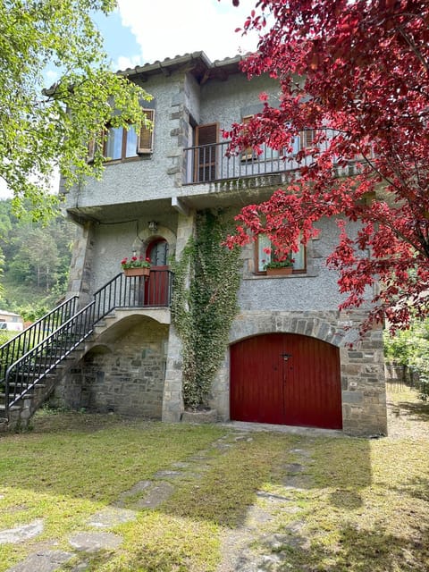 Facade/entrance, Garden view