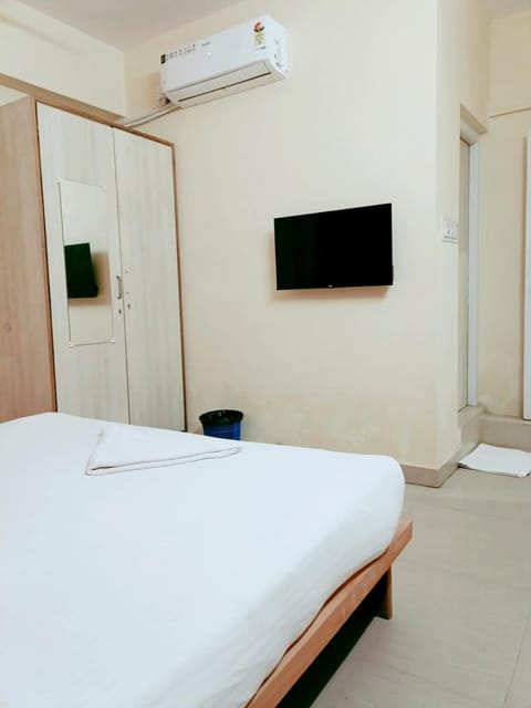 Deluxe Rooms in whitefield Hotel in Bengaluru