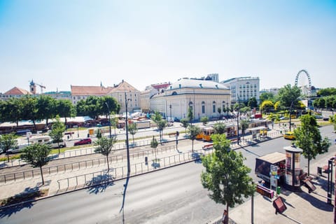 Day, Neighbourhood, Bird's eye view, View (from property/room), Living room, Street view, Area and facilities