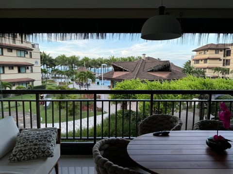 Property building, Garden, View (from property/room), Dining area