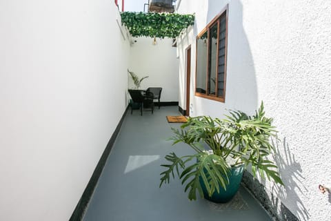 Patio, Garden view