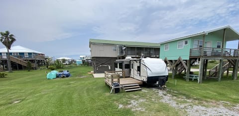 Blue Dolphin Inn and Cottages Inn in Grand Isle