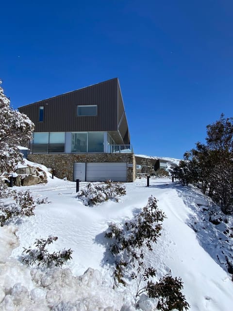 Property building, Balcony/Terrace