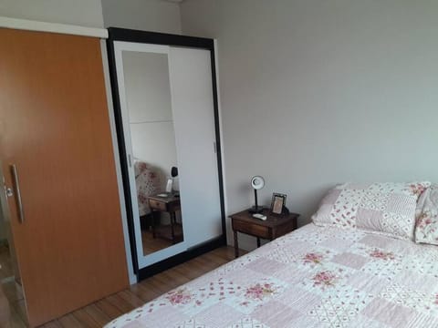 Apartamentto 1 quarto com cama casal e sofá-cama Apartment in Vitoria