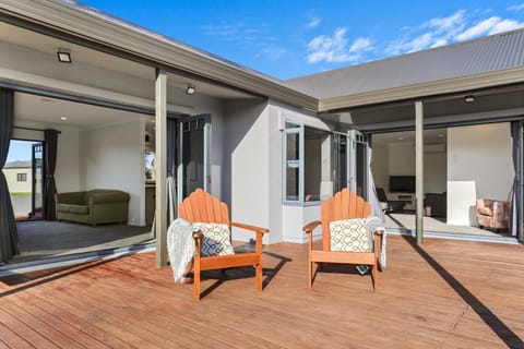 The Whitianga Sandcastle House in Whitianga