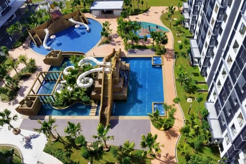 Property building, Garden, Garden, Aqua park, Swimming pool