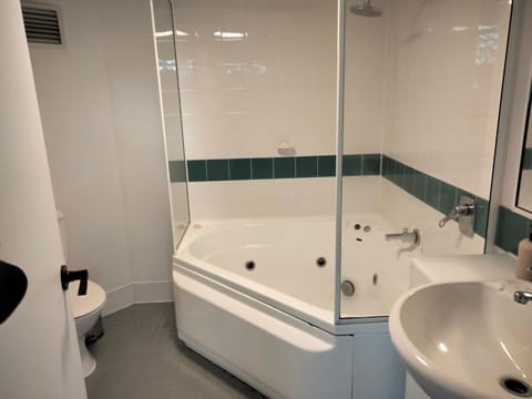 2BR 2Bath APARTMENT IN CITY CENTRE Apartment in Canberra