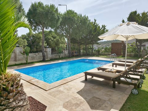 Pool view, sunbed