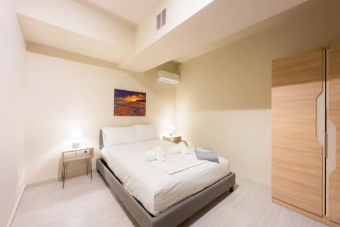 Modern Comfort Apt near centre Apartment in Kallithea