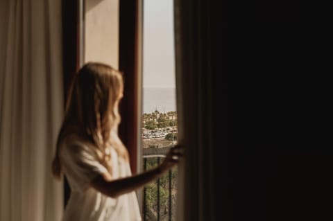 View (from property/room), Balcony/Terrace, River view, Sea view