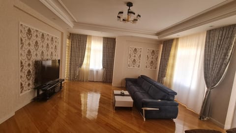 Marble Wall Apartment Apartment in Baku