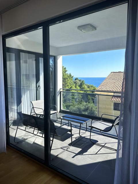 View (from property/room), Balcony/Terrace, Sea view