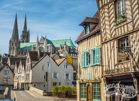 Maison Saint Pierre House in Chartres