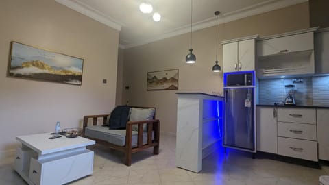 Kitchen or kitchenette, Living room