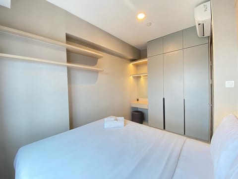 Well Furnished and Private 2BR Mekarwangi Square Cibaduyut Apartment By Travelio Apartment in Bandung