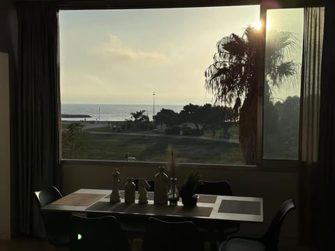 Day, Natural landscape, Dining area, Sea view