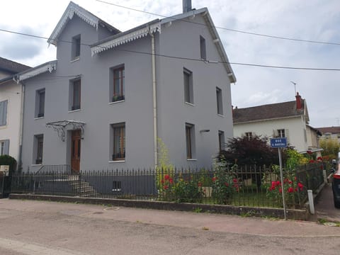 Property building, Street view