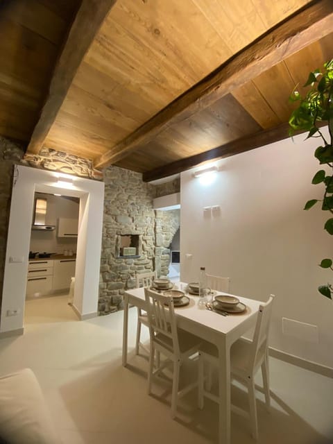 Appartamento La Volta Apartment in Province of Massa and Carrara