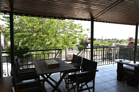 Patio, View (from property/room), Balcony/Terrace