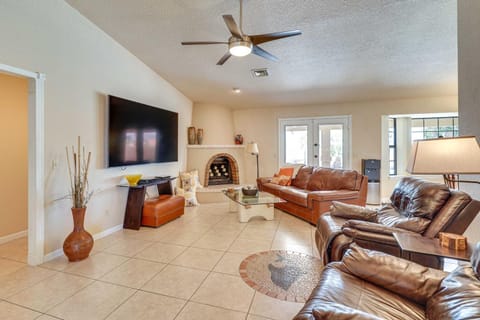 Pet-Friendly Lake Havasu City Home with Heated Pool! House in Lake Havasu City