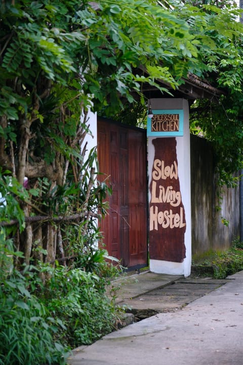 Facade/entrance, Day, Property logo or sign, Street view